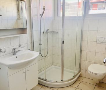 Helle 4-Zimmer-Wohnung mit Balkon und moderner Ausstattung in Biel - Photo 4