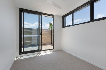 202/1375 Burke Road, Kew East - Photo 3