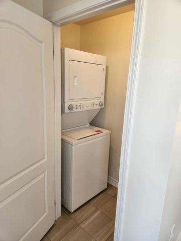 For Lease - 71 Shelburne Avenue, Wasaga Beach, Ontario - Photo 2