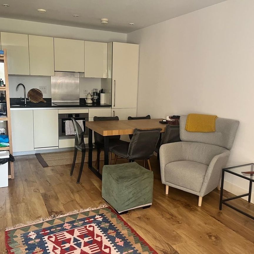 1 Bed Flat, Meadowside, SE9 - Photo 1