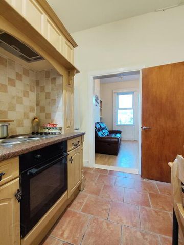 One Double Bedroom Available, 5 Magdala Street, Room D, Belfast, BT7 1PU - Photo 5