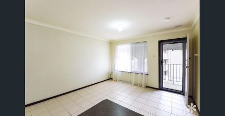 Prime Location! - Photo 5