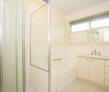 A Place to Settle In - Photo 4