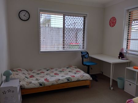 Slacks Creek - Photo 2