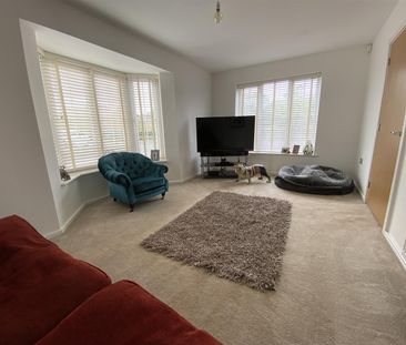 Weaver Grove, Shifnal - Photo 1
