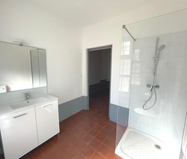 Location Maison 4 pièces 77m² BOUZIGUES 34140 - Photo 1