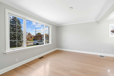 For Lease - 35 Archwood Crescent, Toronto, Ontario - Photo 2