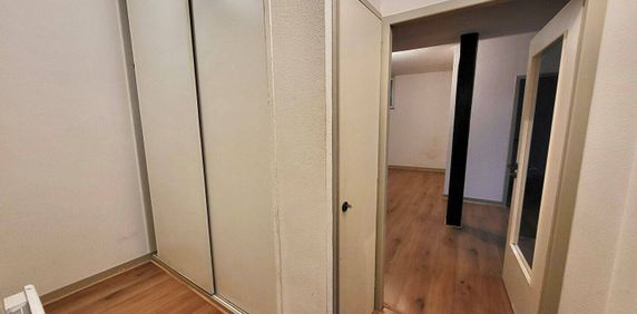 Location appartement 2 pièces 49 m² à Bourg-en-Bresse (01000) - Photo 2