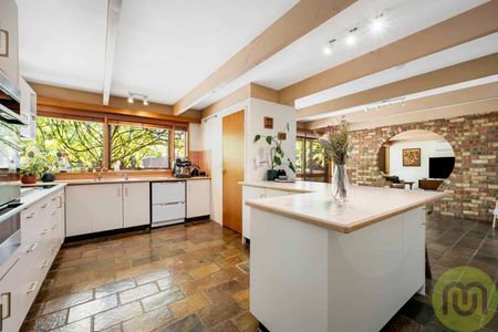 A unique family home with space, character and a private garden oasis - Photo 2