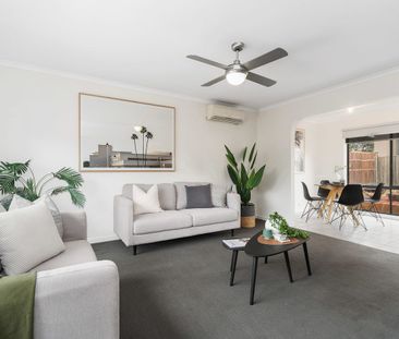 Position Perfect - Photo 2