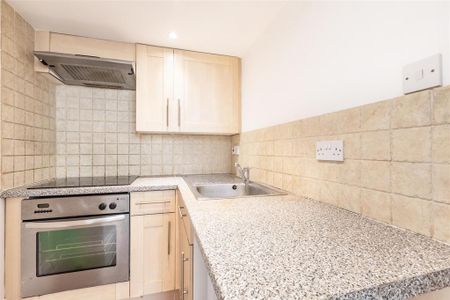 Studio to rent - Photo 4