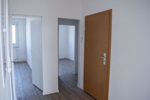 Frisch Saniert! Familienwohnung zum Wohlfühlen! - Foto 1