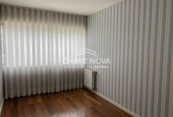 Apartamento T5 em Porto