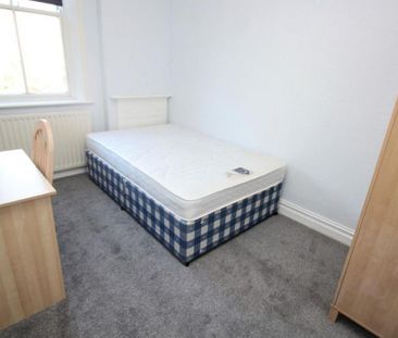 3 bedroom maisonette to rent - Photo 5