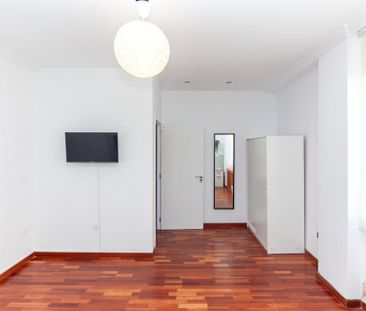 Carrer Dr. Lluch, Valencia, Valencian Community 46011 - Photo 4