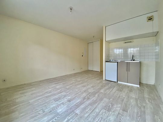 Location Appartement 1 pièce 21m² - Photo 1