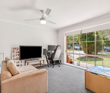 Spacious home, Quite location - Photo 1