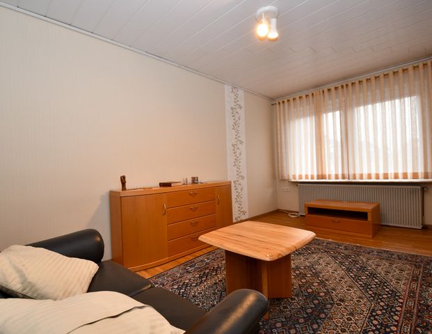 Außergewöhnliches Einfamilienhaus mit Einbauküche und Tiefgarage in Friesoythe - Photo 1