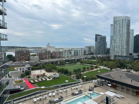 For Lease - 8 Telegram Mews Unit# 1709, Toronto, Ontario - Photo 4