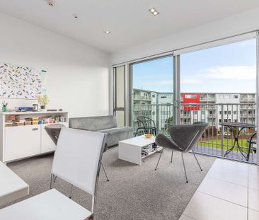 Fully Furnished Apartment - Unbeatable Location - Photo 4