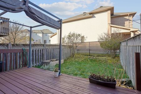 For Lease - 334 Sparrow Circle, Pickering, Ontario - Photo 5