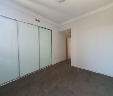 11/3-17 QUEEN ST, CAMPBELLTOWN - Photo 4