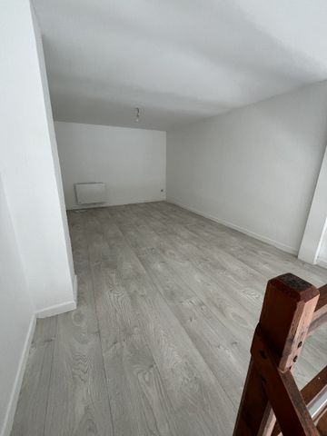 Location Appartement 1 pièce 21m² VALENCIENNES 59300 - Photo 4