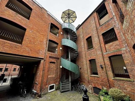 Chester Road, Manchester, M16 - Photo 5