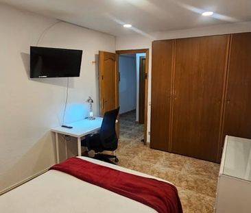 Calle del Puerto Alto, Madrid, Community of Madrid 28053 - Photo 2