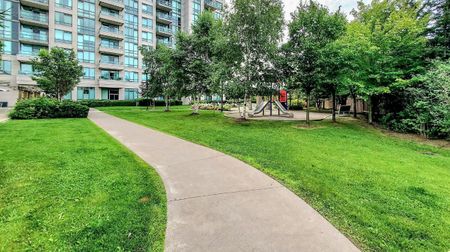 For Lease - 100 Promenade Circle Unit# 304, Vaughan, Ontario - Photo 4