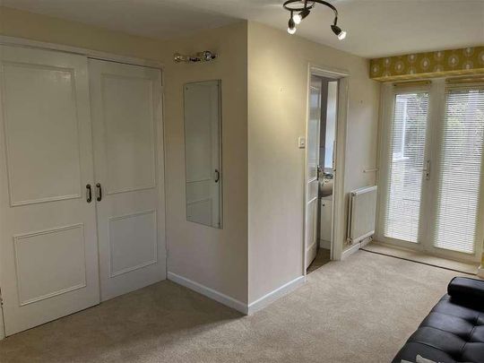 Rosslyn, Barns Lane, Burford, Oxfordshire, OX18 - Photo 1