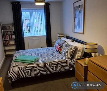 1 bedroom in a house share to rent - Photo 1