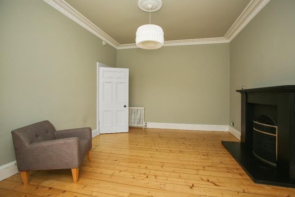 4 bedroom semi-detached house to rent - Photo 1