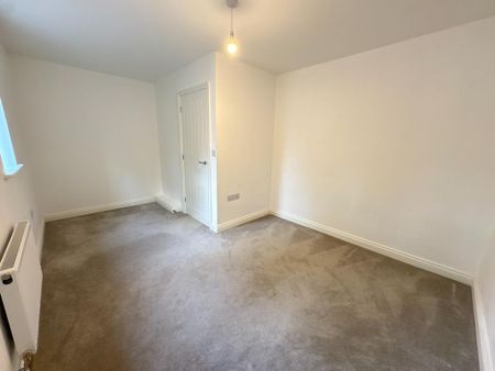 2 bedroom semi-detached house to rent - Photo 3