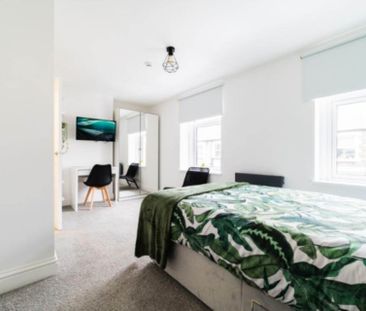 Price £630 pcm - Available 11/06/2026 - Furnished - Photo 3