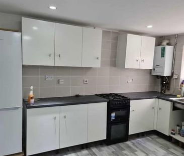 1 bedroom in a house share to rent - Photo 5