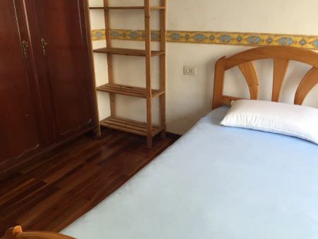 Piso de alquiler en Rúa de Frei Rosendo Salvado, Ensanche - Sar - Photo 4