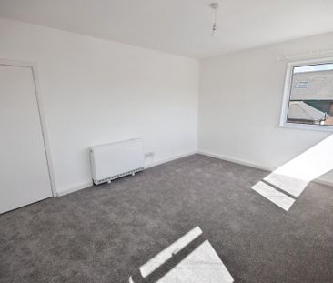 3 bedroom apartment to rent - Photo 1