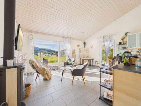 Un logement moderne dans un cadre idyllique - Appartement de 3.5 pièces à Le Mouret - Photo 2