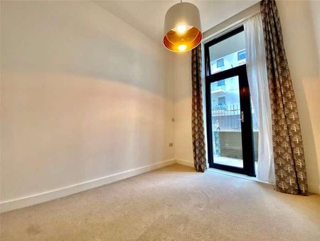 Invicta, Millennium Promenade, Bristol, BS1 - Photo 4