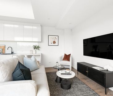 102 Wilmoth Street, Thornbury VIC 3071 - Townhouse For Rent | Domain - Photo 6