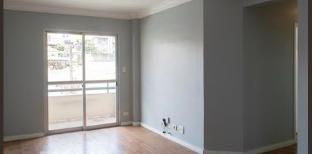 Apartamento para alugar com 77m², 3 quartos e 2 vagas - Photo 2