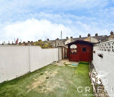 Oak Road, Grays, RM17 - Photo 4