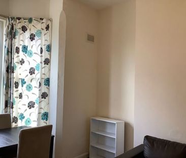 1 Bedroom Apartment To Rent in Lenton - Photo 1