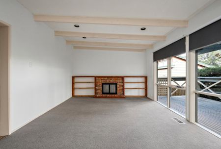 12 Wedderburn Crescent, Mount Evelyn - Photo 3