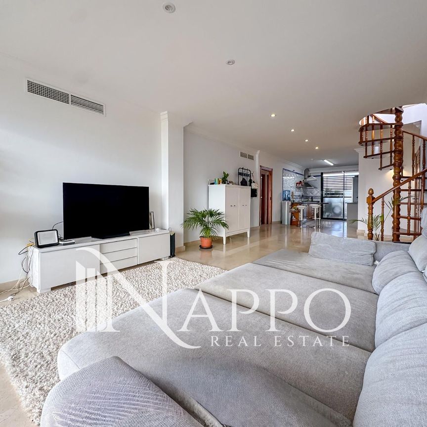 Ático de alquiler en Illa de Xipre, Ciudad Jardín - Photo 1