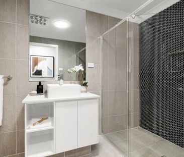 Striking Near New 5 Bedroom Contemporary Home in Parkside Location - Photo 2