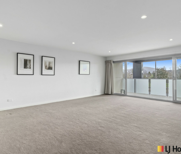 Experience Modern Comfort and Unmatched Convenience - Photo 2