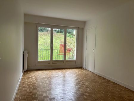 Clamart - Appartement non meublé T2 39.5m2 cave et parking - Photo 3