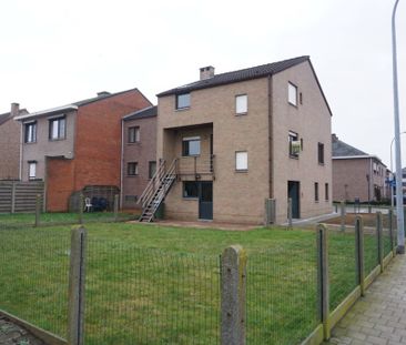 Zeer ruime driegevelwoning in rustige en kindvriendelijke wijk - Foto 4